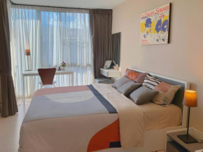 Palm Spring Nimman Fashion Flat